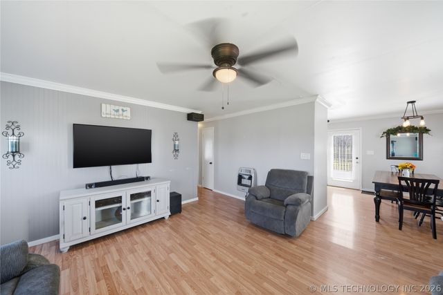 8390 Edmondson Road, Mounds, OK 74047