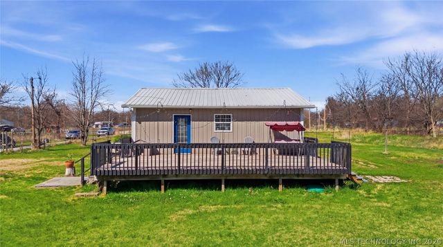 8390 Edmondson Road, Mounds, OK 74047