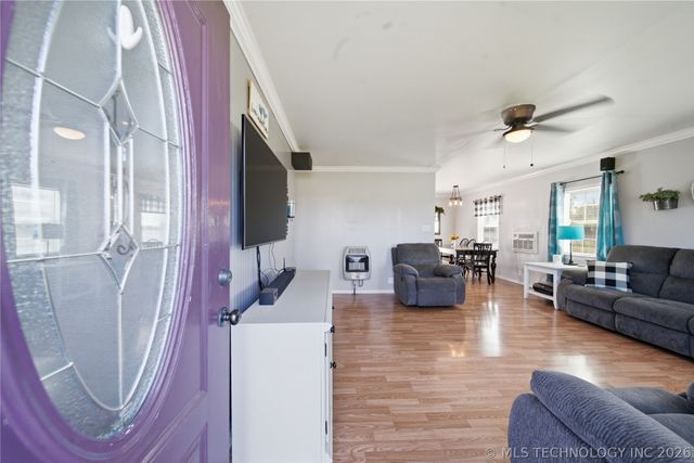 8390 Edmondson Road, Mounds, OK 74047