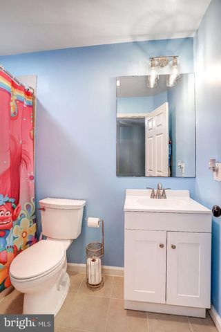 18820 SKY BLUE CIR, Germantown, MD 20874