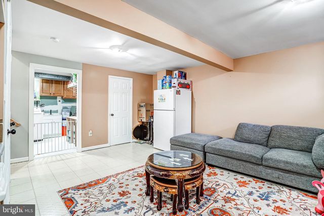 18820 SKY BLUE CIR, Germantown, MD 20874