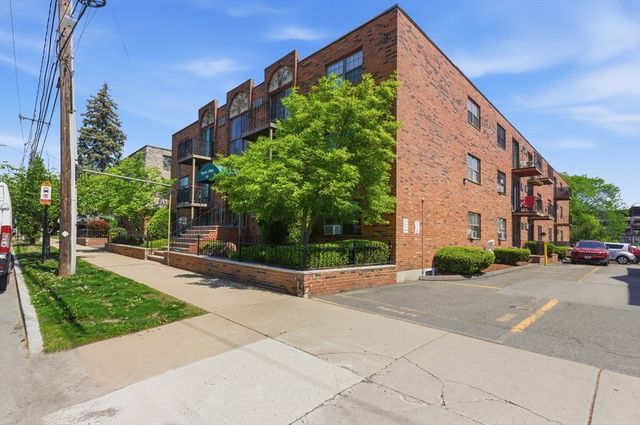 358 Broadway 18, Lynn, MA 01904
