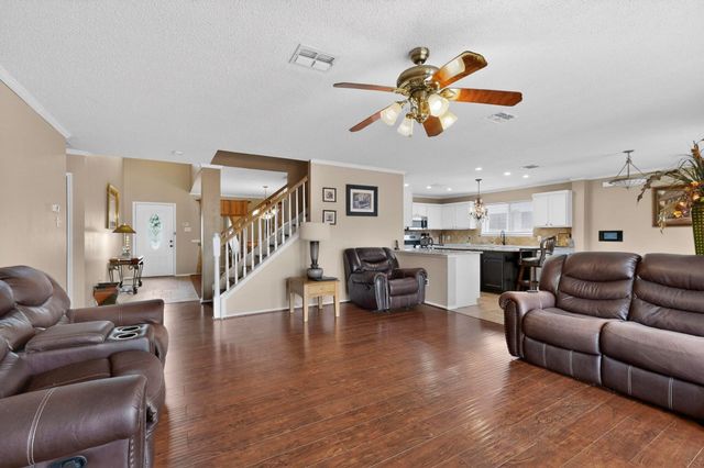 7200 Lake Whitney Drive, Arlington, TX 76002