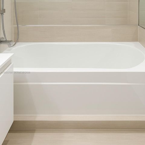 2301 Collins Ave 636, Miami Beach, FL 33139