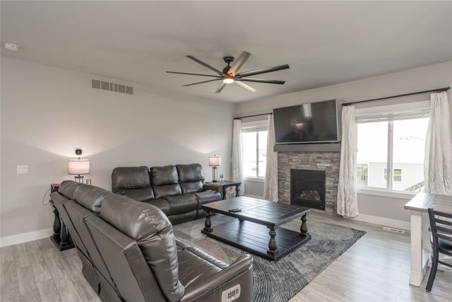 3875 Scout Trail, Waukee, IA 50263