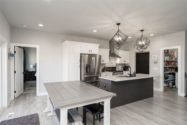 3875 Scout Trail, Waukee, IA 50263