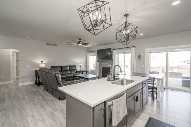 3875 Scout Trail, Waukee, IA 50263
