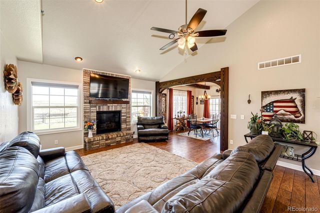 59466 E Commanche Way, Strasburg, CO 80136