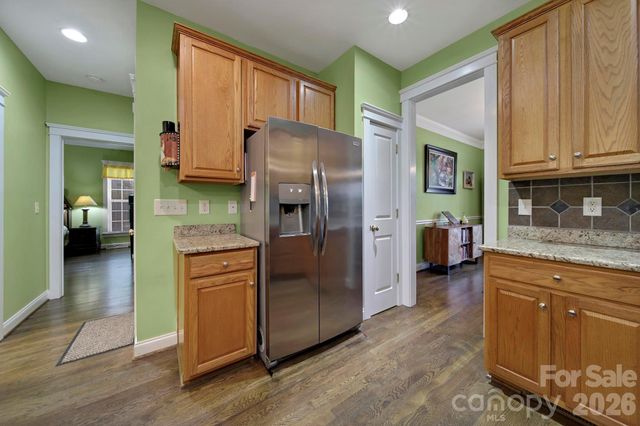 1512 Calvin Hal Road, Lake Wylie, SC 29710
