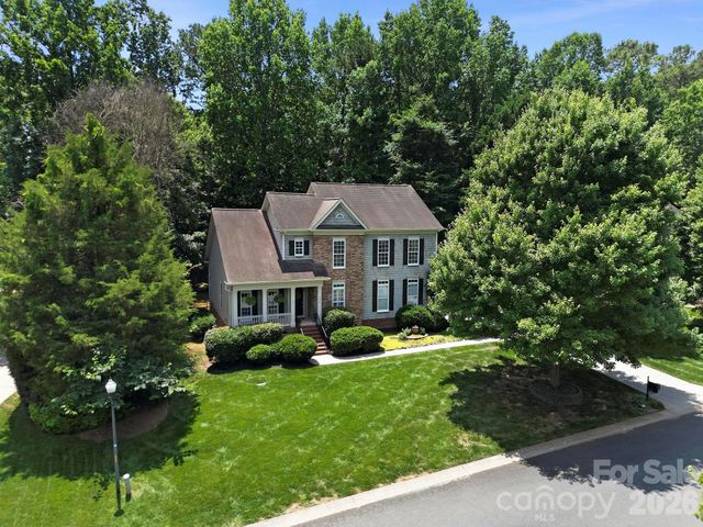1512 Calvin Hal Road, Lake Wylie, SC 29710