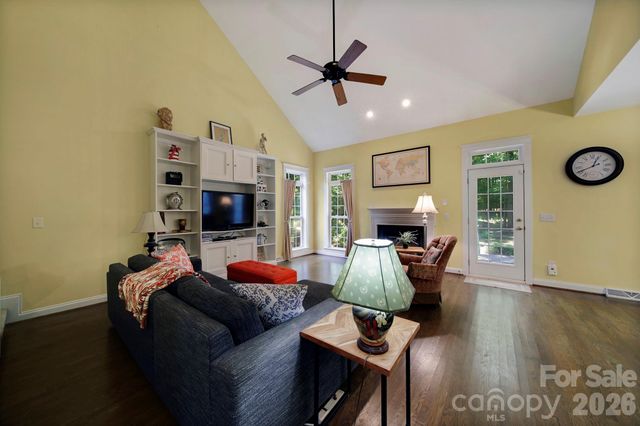 1512 Calvin Hal Road, Lake Wylie, SC 29710