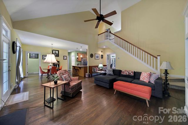 1512 Calvin Hal Road, Lake Wylie, SC 29710