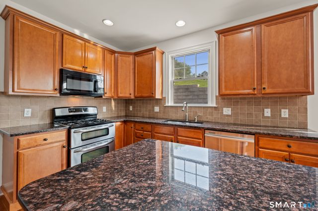 5 Rolling Hills Drive, Seymour, CT 06483