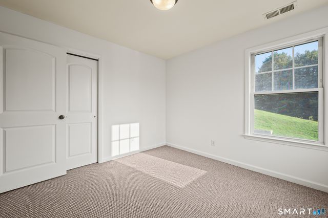 5 Rolling Hills Drive, Seymour, CT 06483