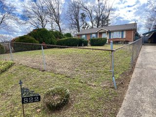 822 Garrettsburg Rd, Clarksville, TN 37042