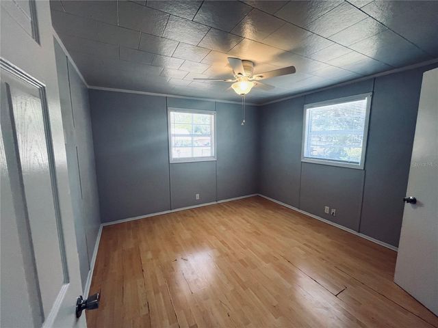 5237 1ST STREET, Zephyrhills, FL 33542