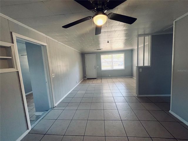 5237 1ST STREET, Zephyrhills, FL 33542