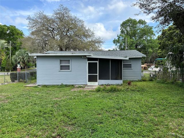 5237 1ST STREET, Zephyrhills, FL 33542