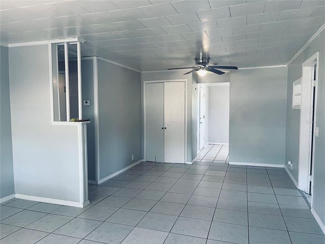 5237 1ST STREET, Zephyrhills, FL 33542