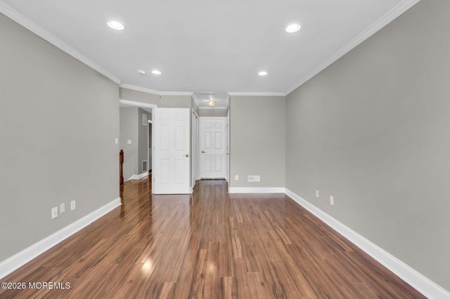 30 Brookfield Drive, Jackson, NJ 08527