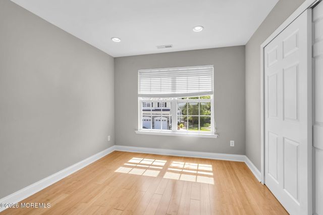 30 Brookfield Drive, Jackson, NJ 08527