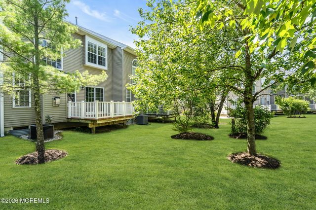 30 Brookfield Drive, Jackson, NJ 08527