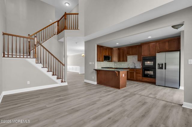 30 Brookfield Drive, Jackson, NJ 08527