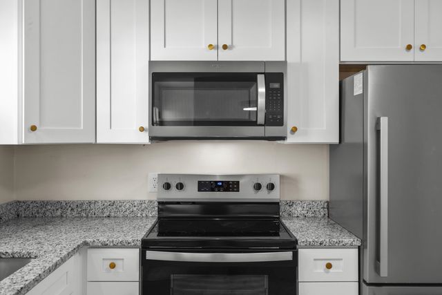 1726 MOUNTAIN VALLEY RD, Keezletown, VA 22832