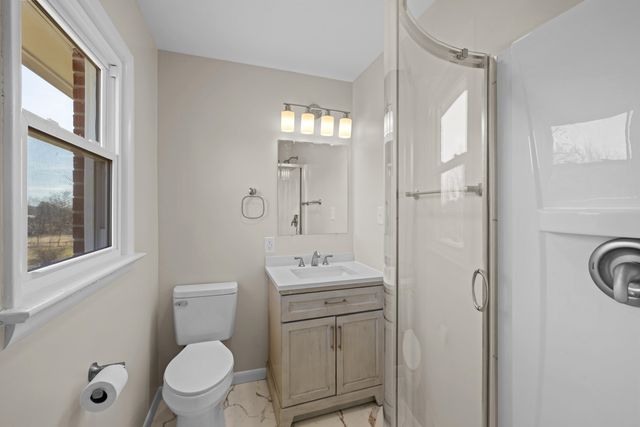 1726 MOUNTAIN VALLEY RD, Keezletown, VA 22832