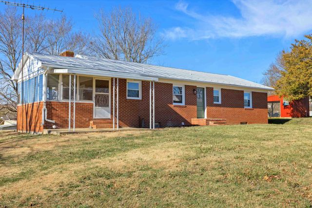 1726 MOUNTAIN VALLEY RD, Keezletown, VA 22832
