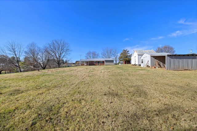1726 MOUNTAIN VALLEY RD, Keezletown, VA 22832