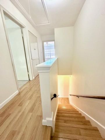 6332 Chevy Chase Drive 16, Houston, TX 77057