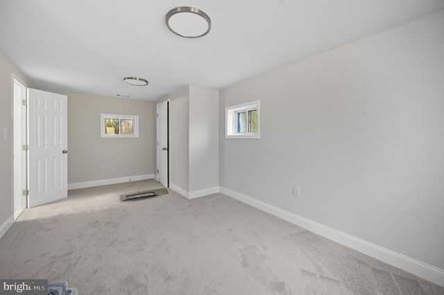 212 COAKLEY ST, Fredericksburg, VA 22401