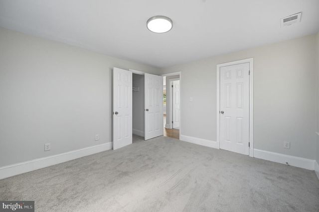 212 COAKLEY ST, Fredericksburg, VA 22401
