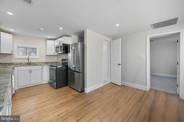 212 COAKLEY ST, Fredericksburg, VA 22401