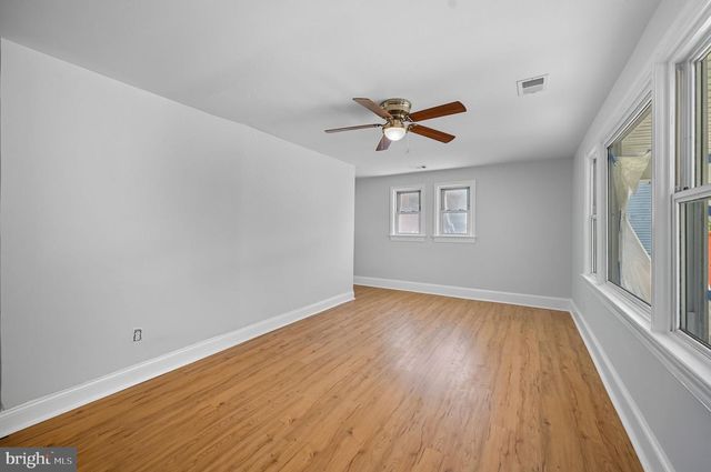 212 COAKLEY ST, Fredericksburg, VA 22401
