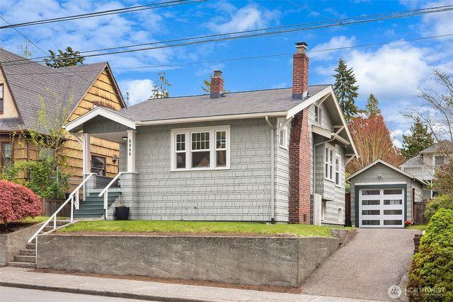 6044 25th Avenue NE, Seattle, WA 98115