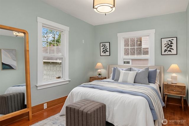 6044 25th Avenue NE, Seattle, WA 98115