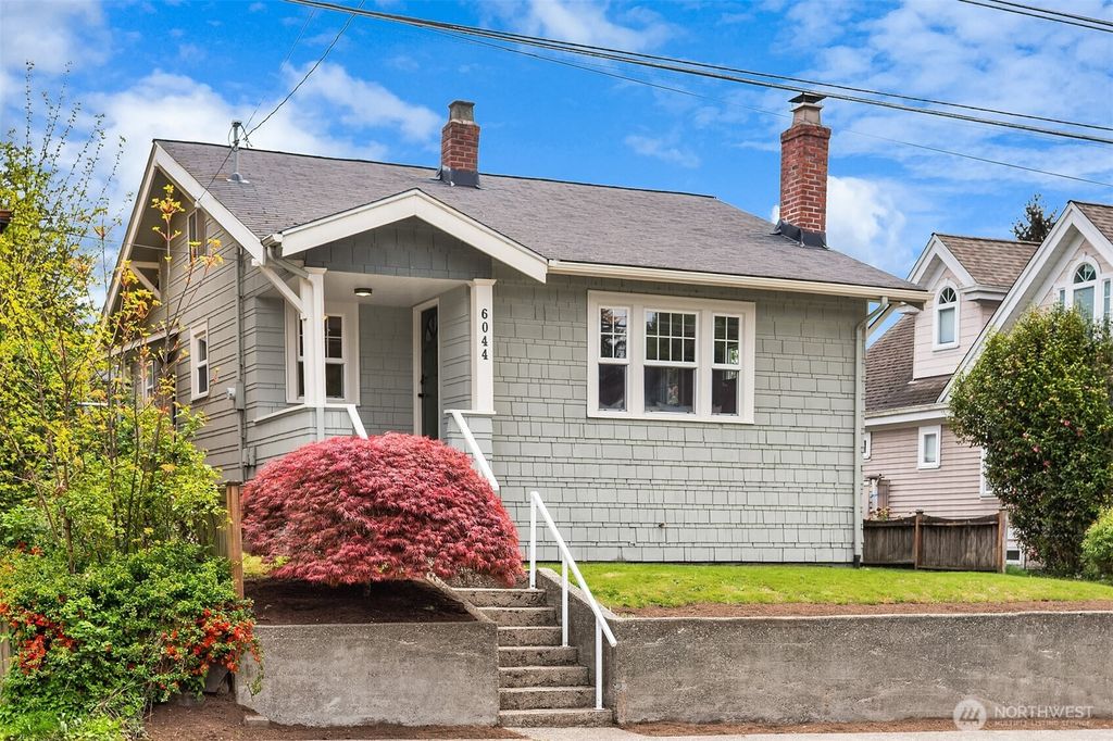 6044 25th Avenue NE, Seattle, WA 98115