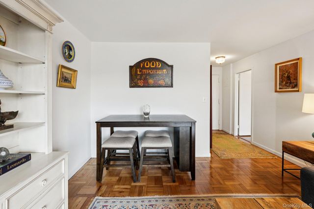 499 N Broadway 6M, White Plains, NY 10603