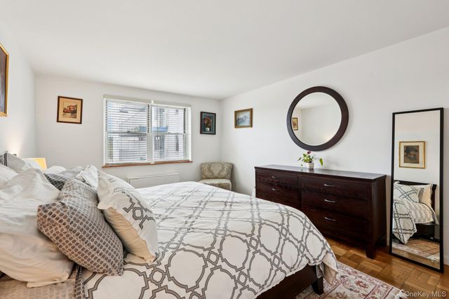 499 N Broadway 6M, White Plains, NY 10603