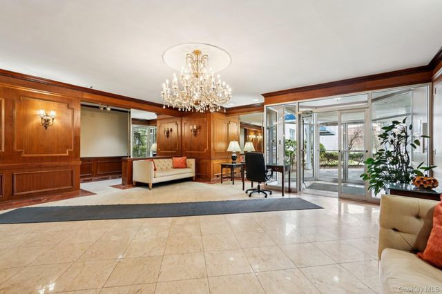 499 N Broadway 6M, White Plains, NY 10603