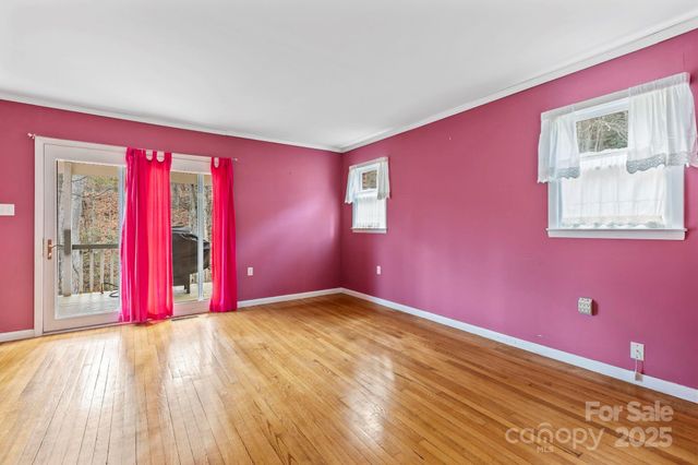 487 Julia Lane, Maggie Valley, NC 28751