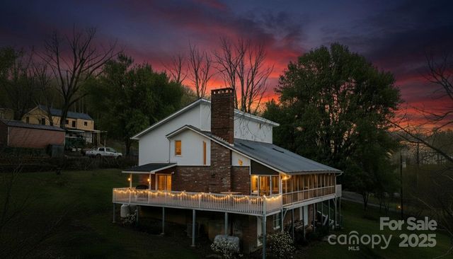 487 Julia Lane, Maggie Valley, NC 28751