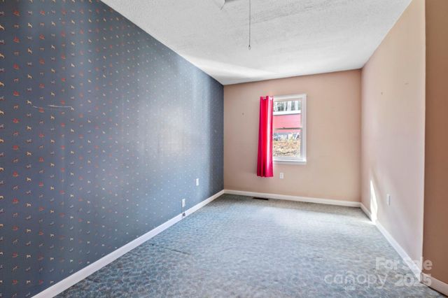 487 Julia Lane, Maggie Valley, NC 28751