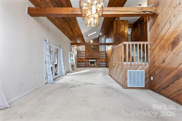 487 Julia Lane, Maggie Valley, NC 28751