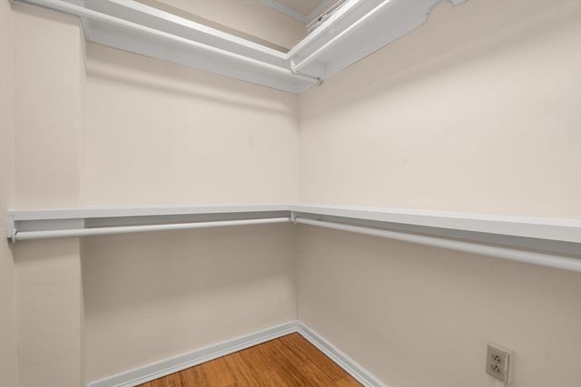 20 Chapel St B908, Brookline, MA 02446