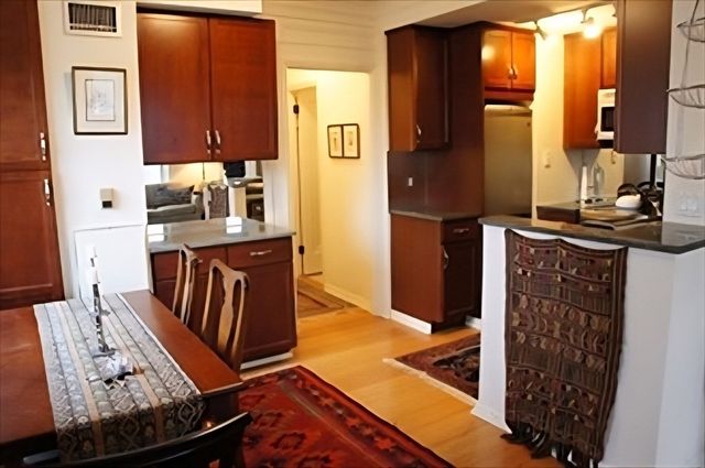 20 Chapel St B908, Brookline, MA 02446