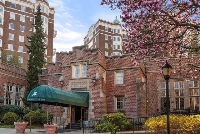 20 Chapel St B908, Brookline, MA 02446