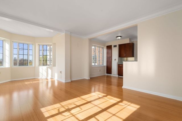 20 Chapel St B908, Brookline, MA 02446
